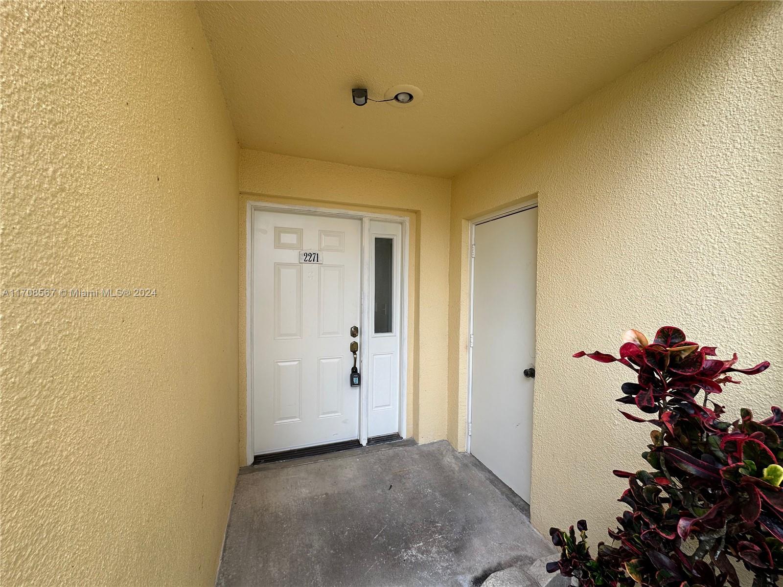 2271 SE 27th Dr #104-F, Homestead, Florida image 4