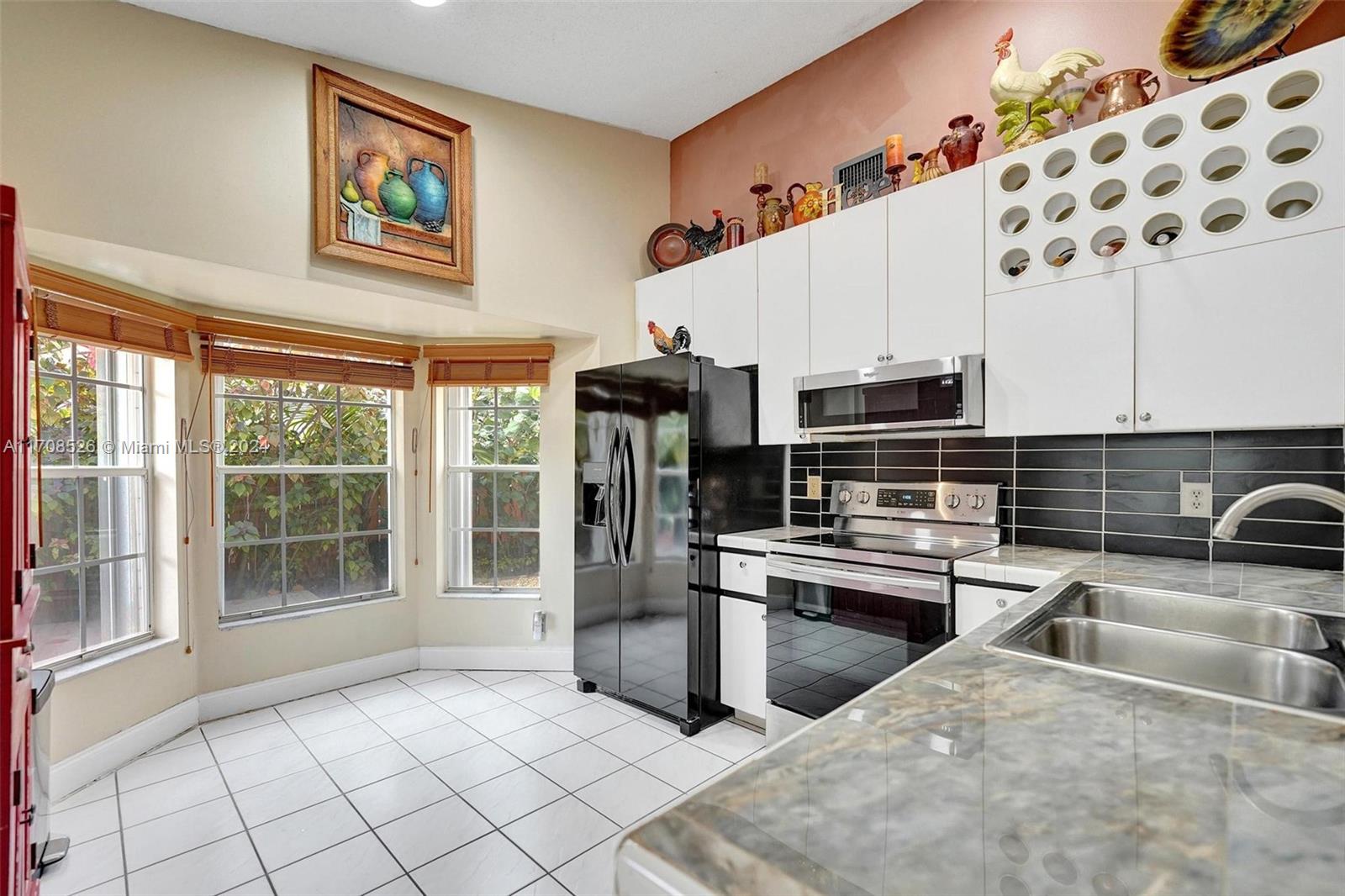 1399 Seagrape Cir, Weston, Florida image 27