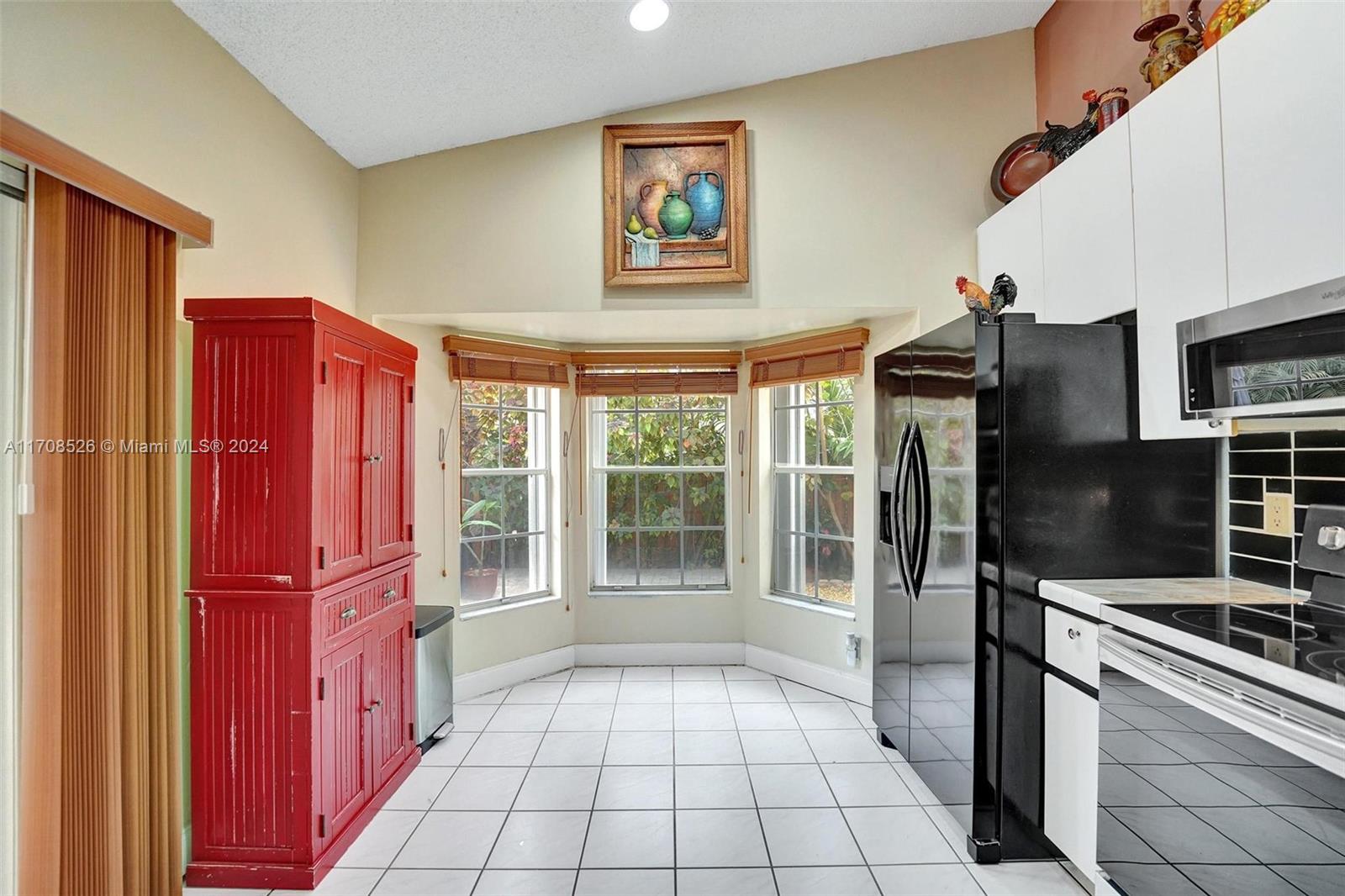 1399 Seagrape Cir, Weston, Florida image 39