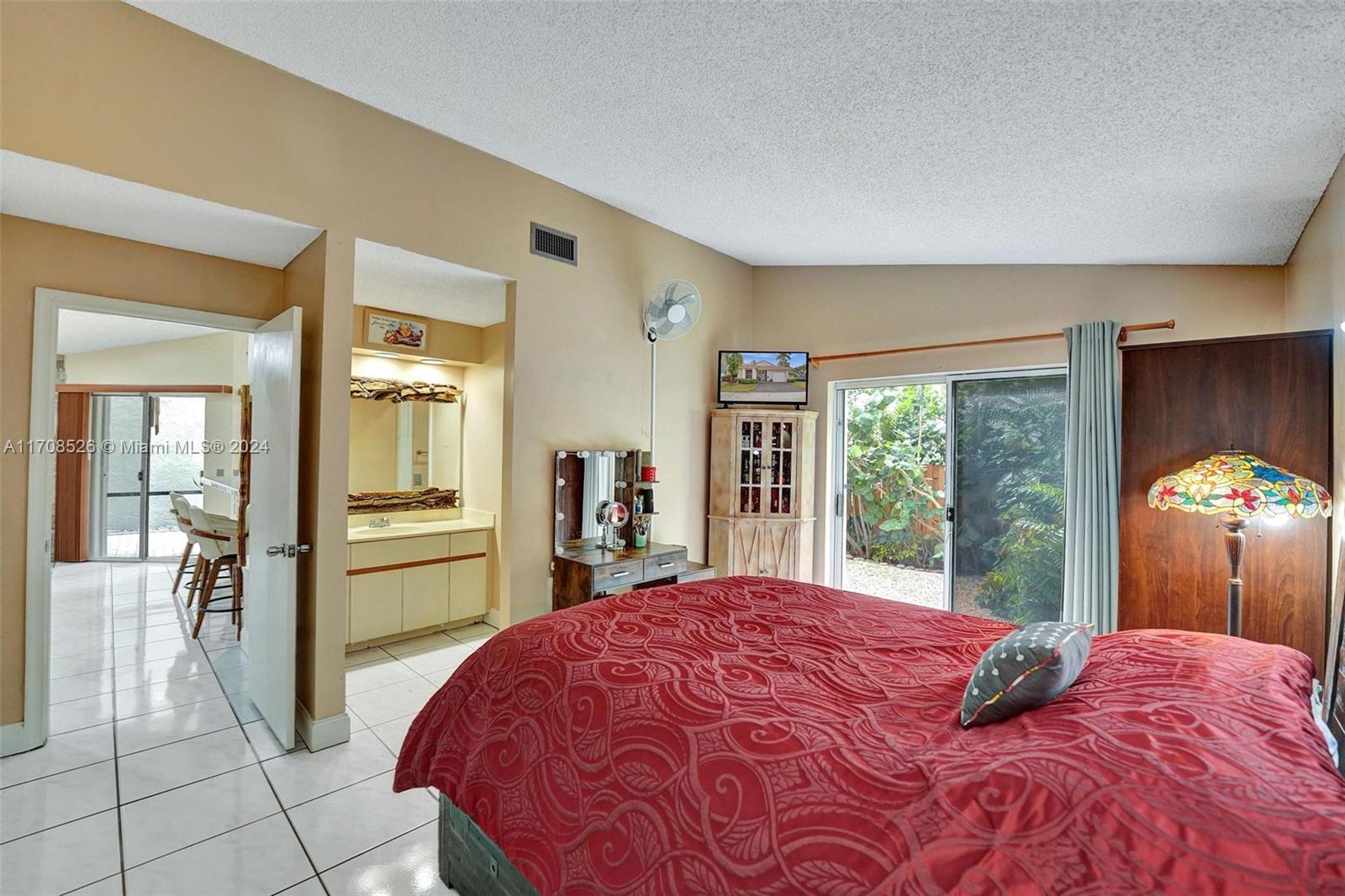 1399 Seagrape Cir, Weston, Florida image 40