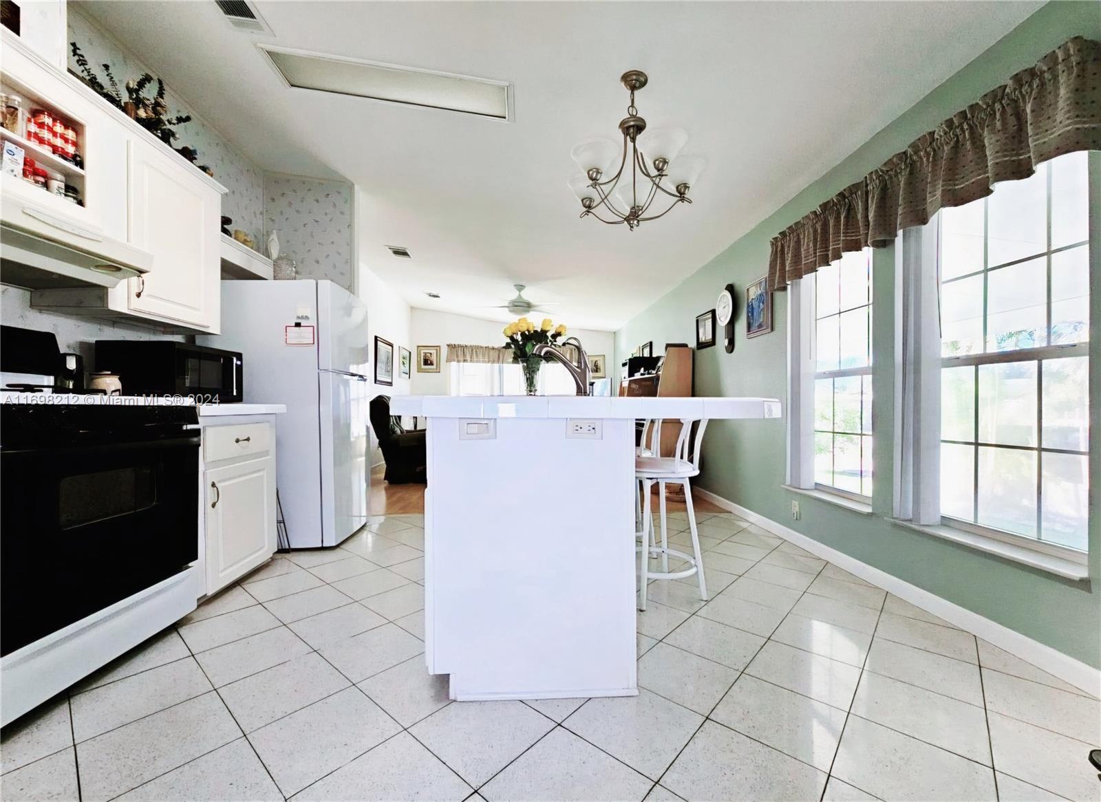 204 Cape Sable, Naples, Florida image 10