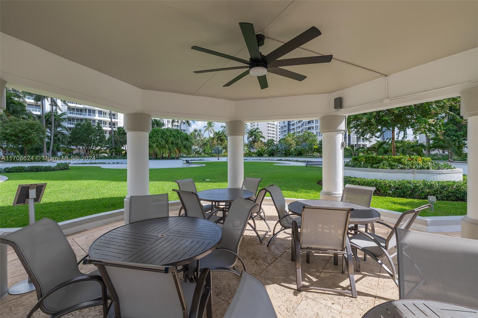 21055 Yacht Club Dr #207, Aventura, Florida image 25