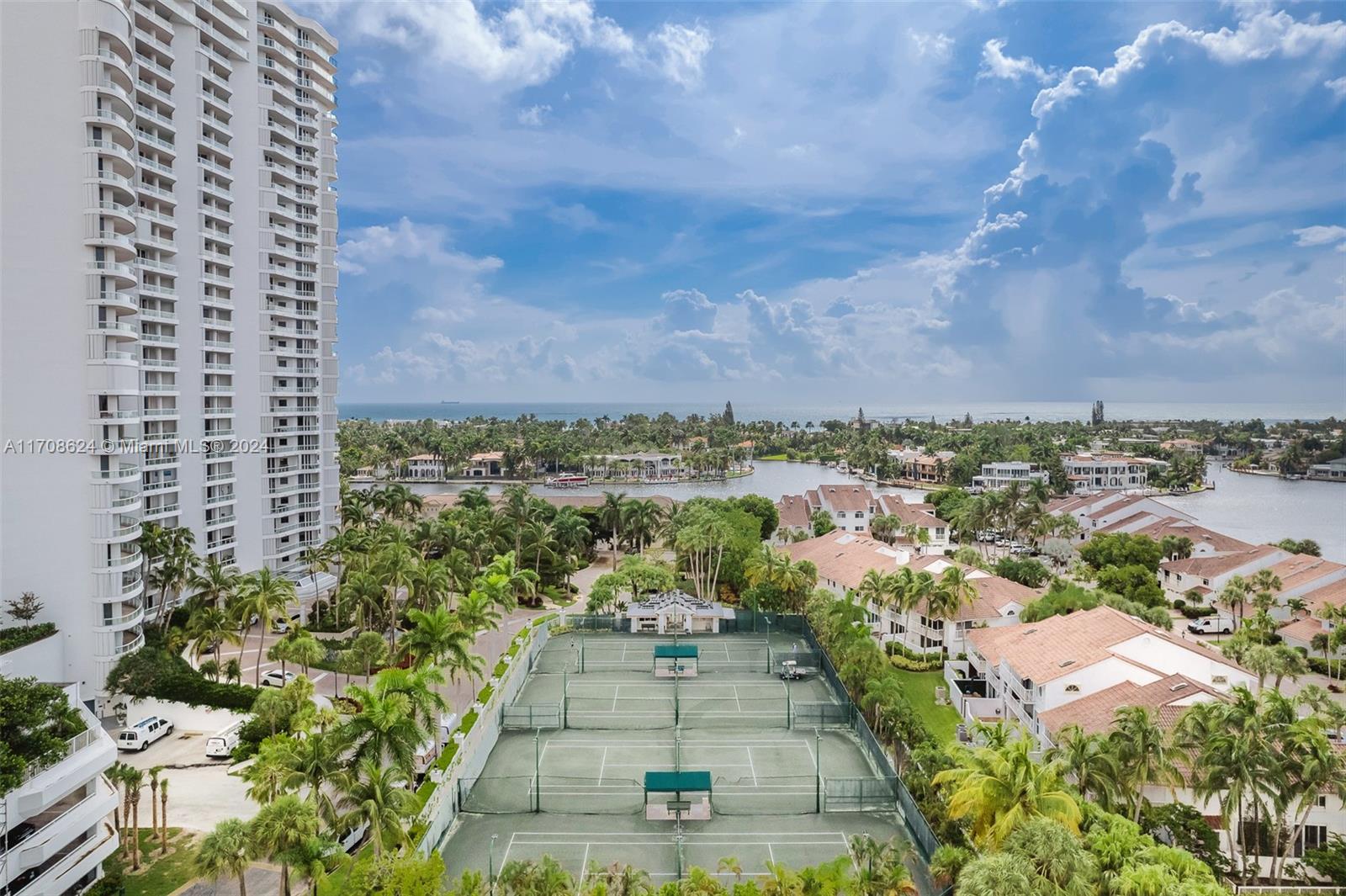 21055 Yacht Club Dr #207, Aventura, Florida image 37