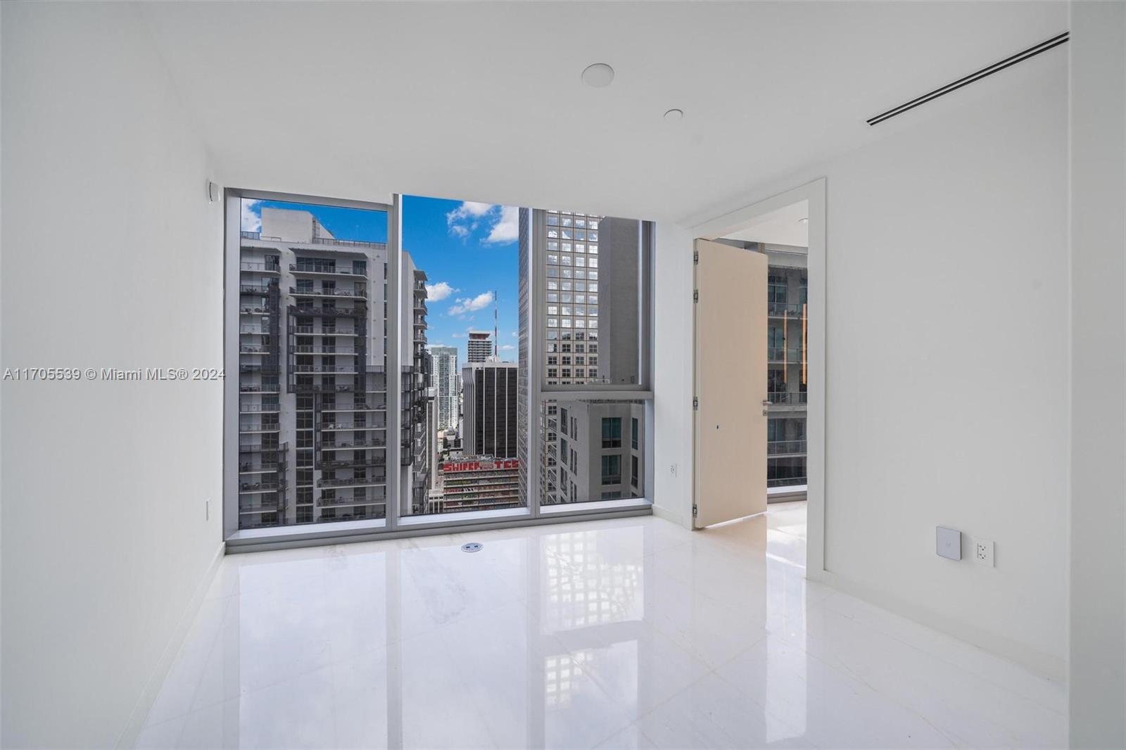 300 Biscayne Blvd Way #3802, Miami, Florida image 14