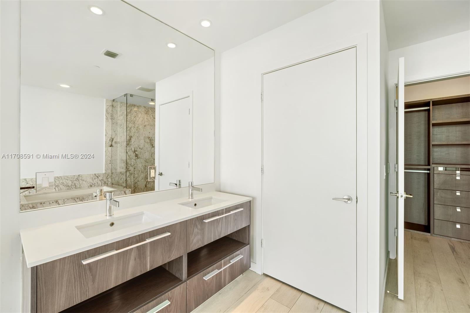 480 NE 31st St #2105, Miami FL 33137