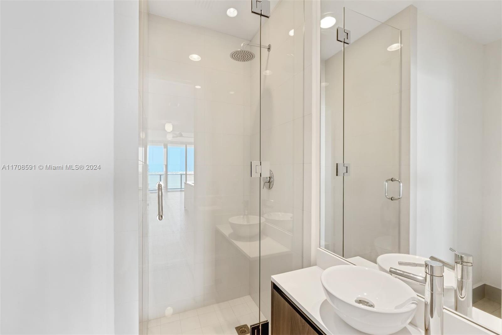480 NE 31st St #2105, Miami FL 33137