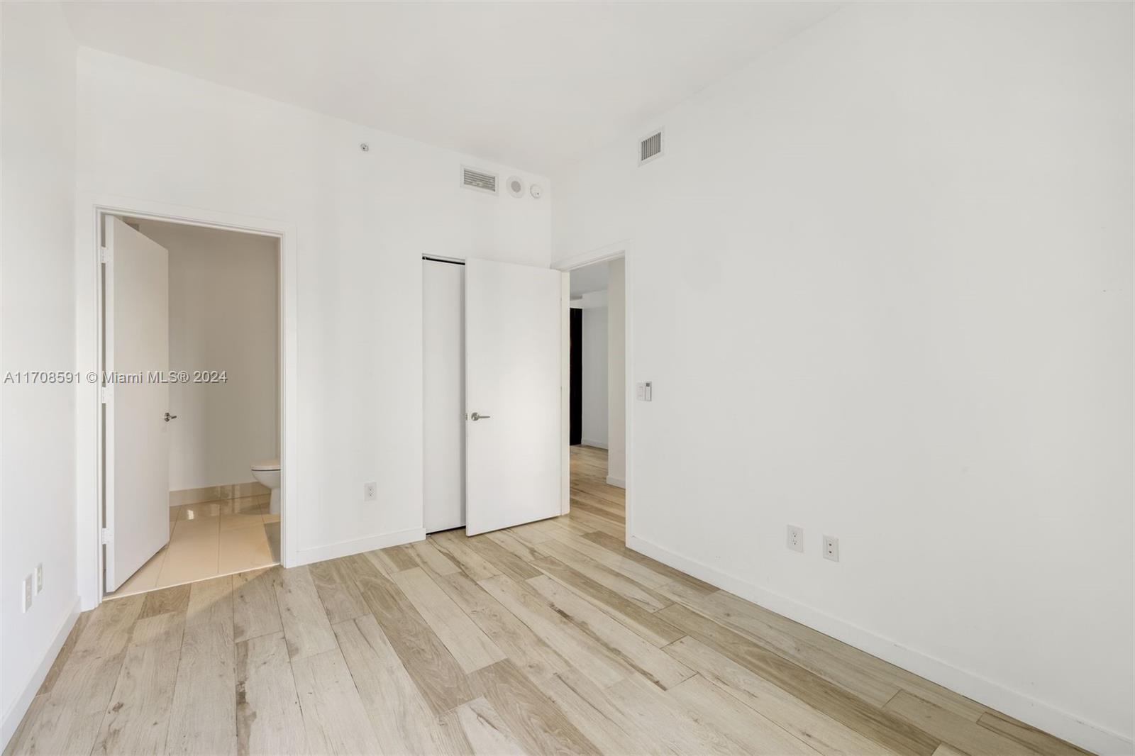 480 NE 31st St #2105, Miami FL 33137