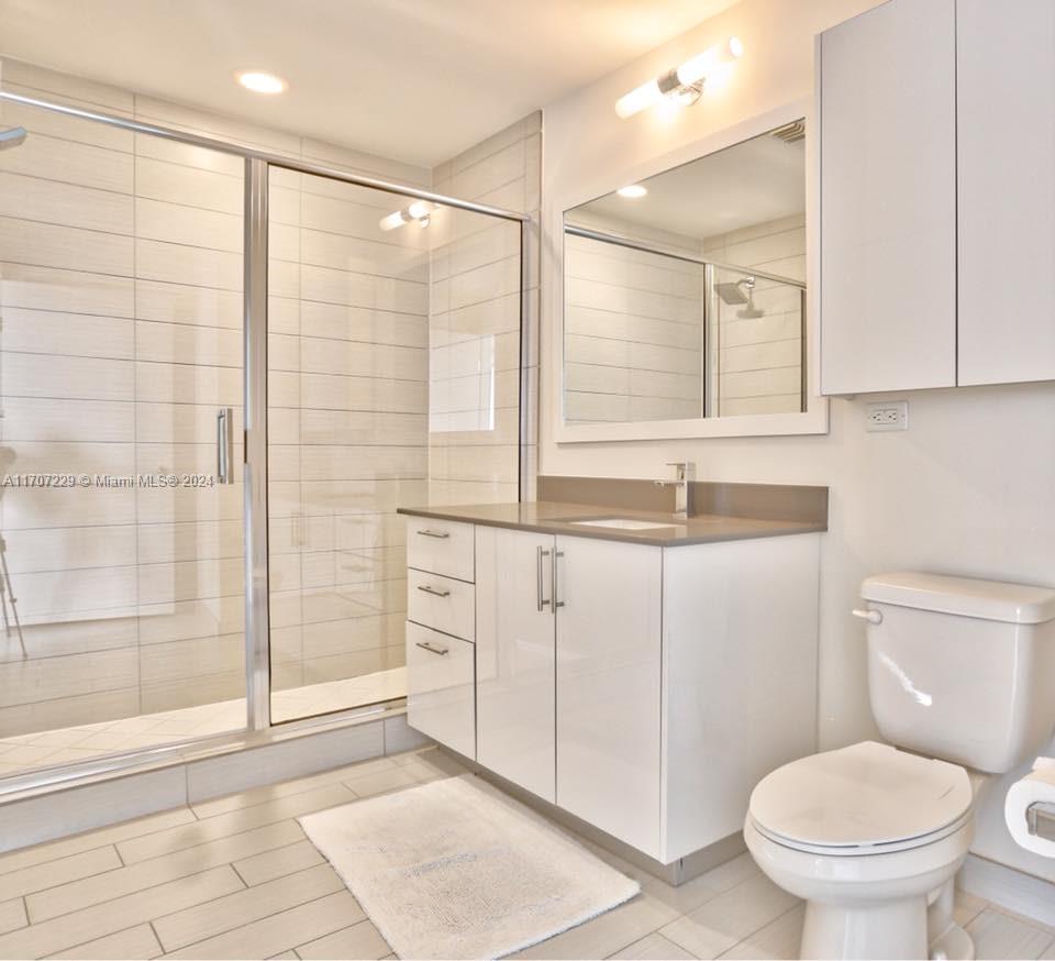 999 SW 1st Ave #2404, Miami FL 33130