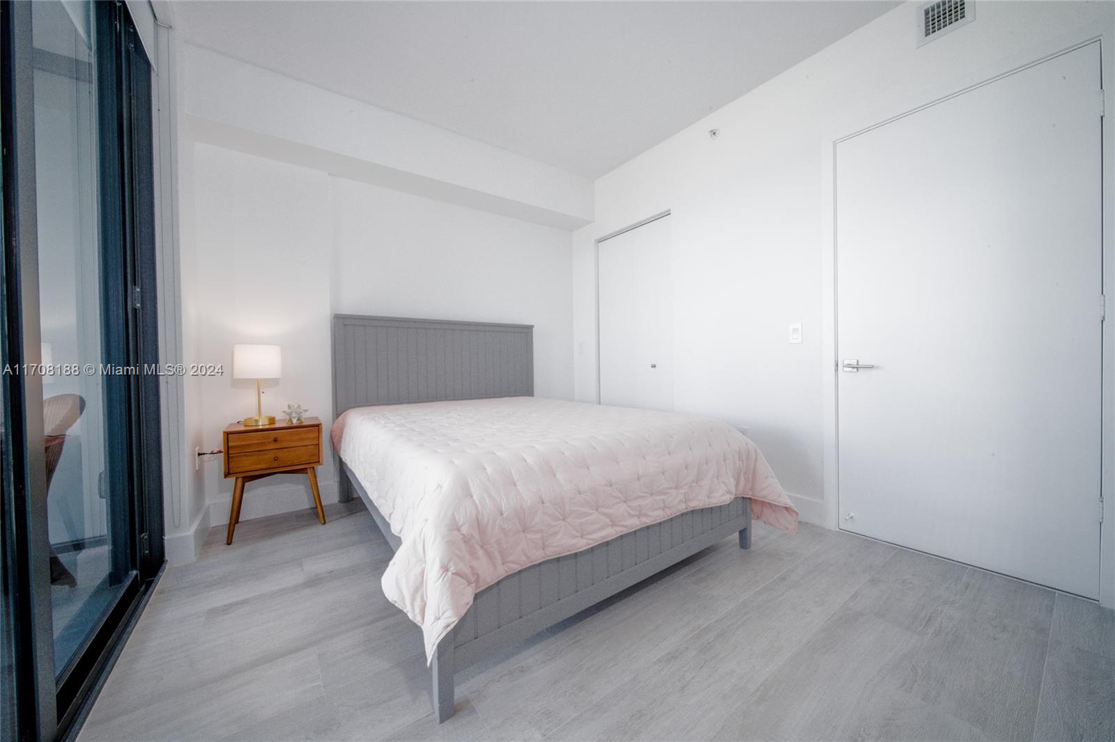 121 NE 34 Street #1514, Miami FL 33137