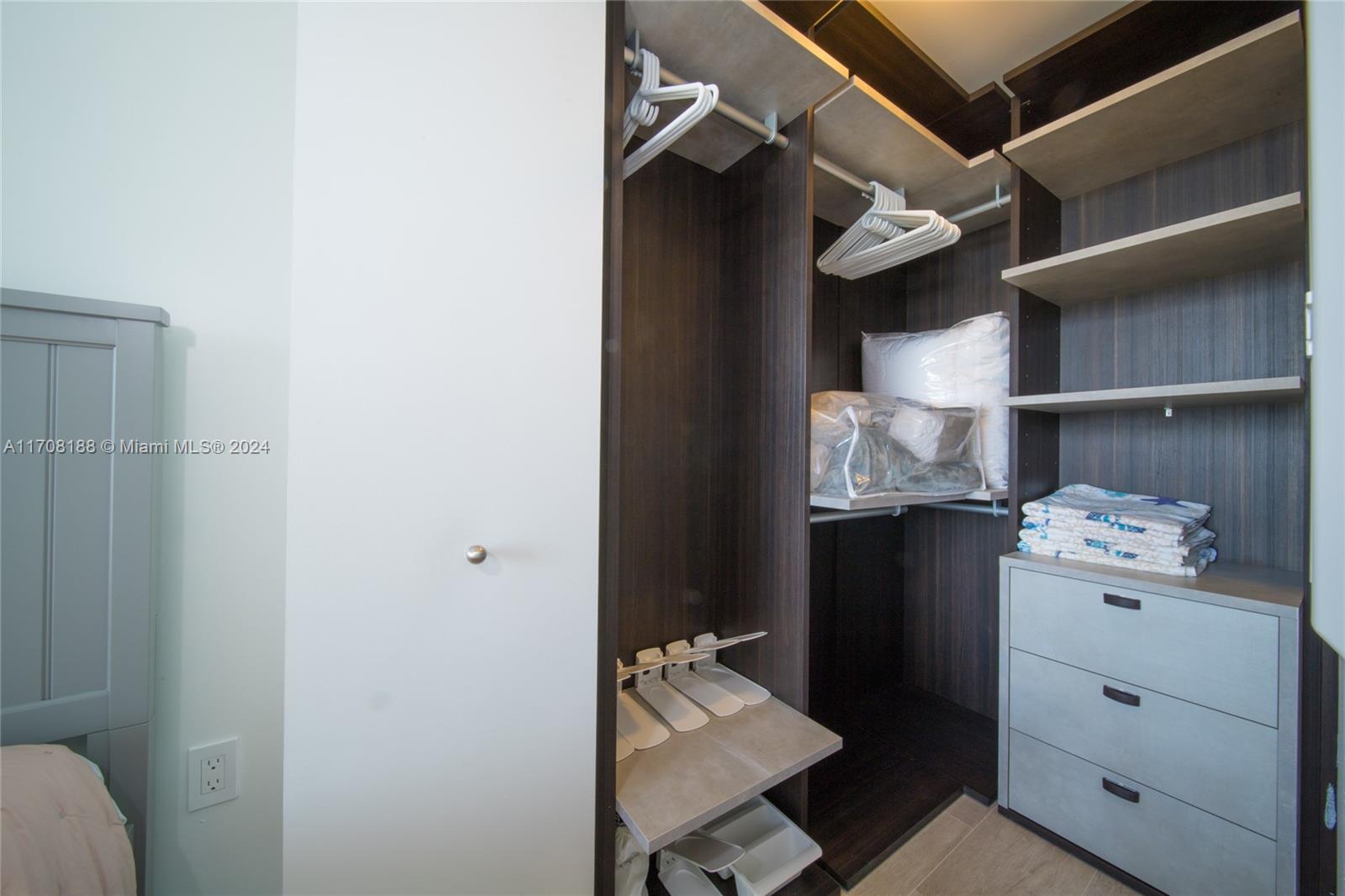 121 NE 34 Street #1514, Miami FL 33137
