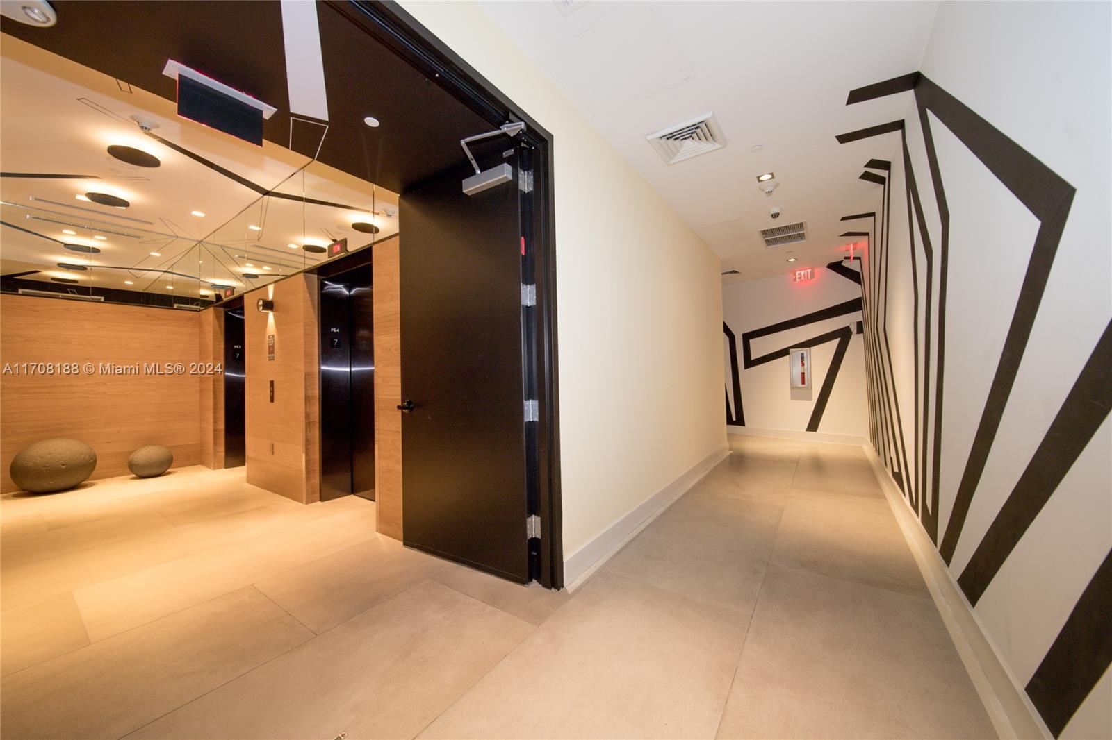 121 NE 34 Street #1514, Miami FL 33137
