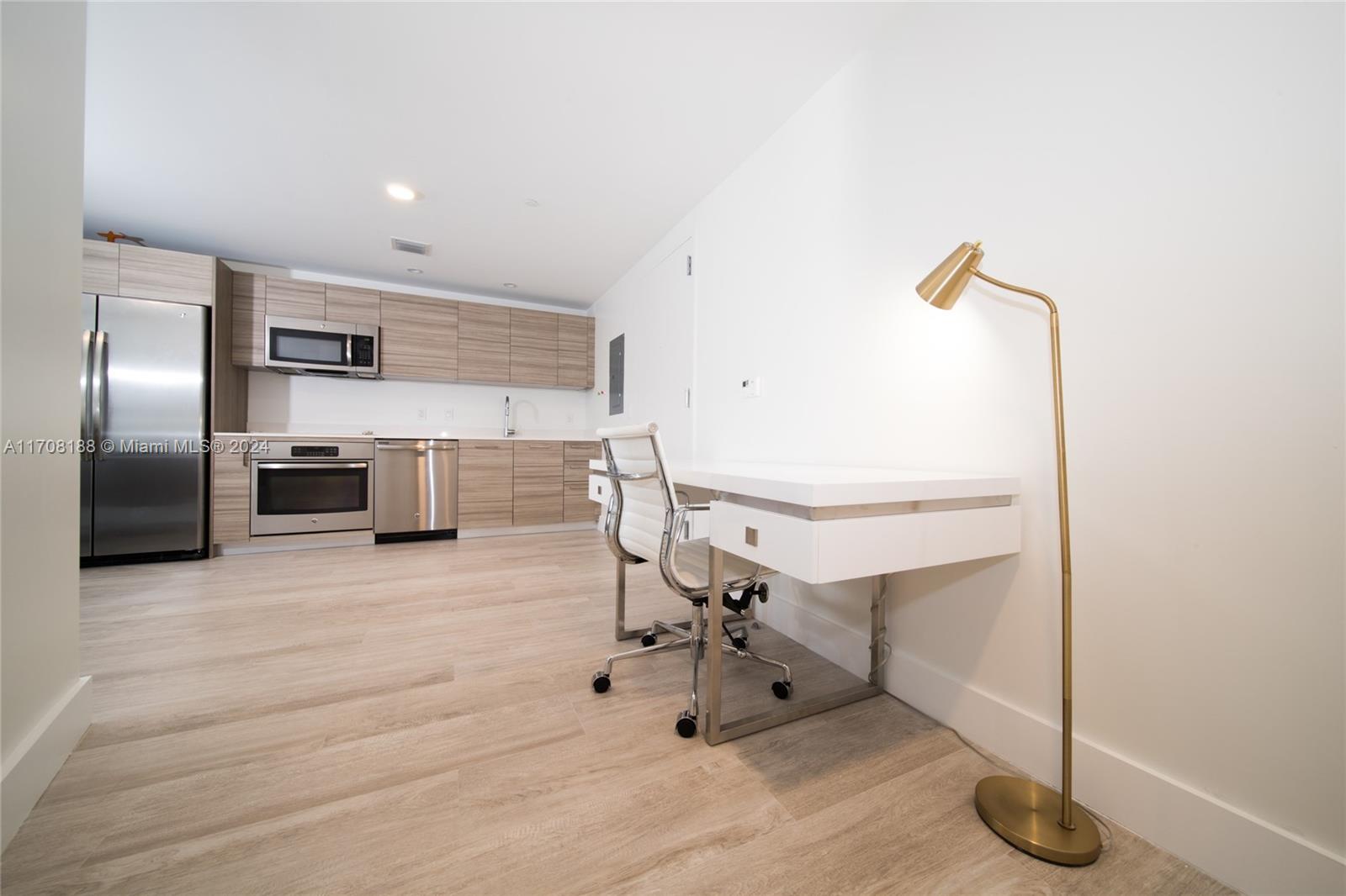 121 NE 34 Street #1514, Miami FL 33137