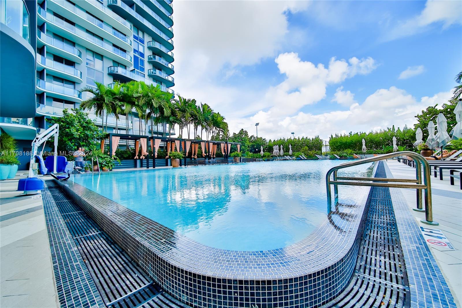 121 NE 34 Street #1514, Miami FL 33137