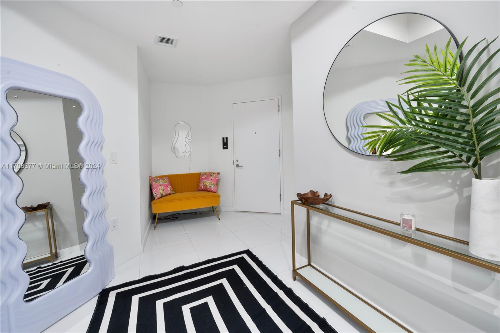 851 NE 1st Ave #3910, Miami FL 33132