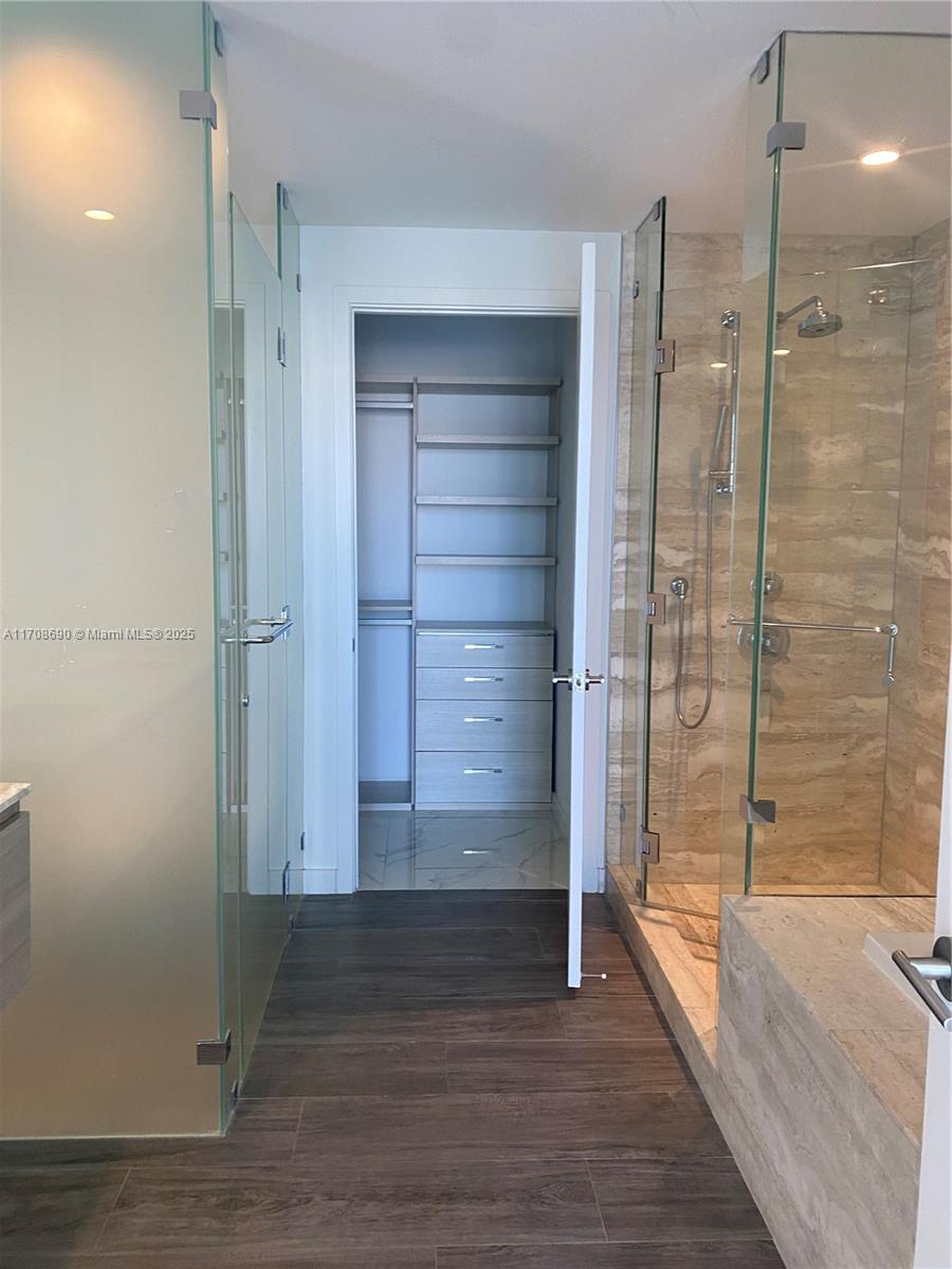 2900 NE 7th Ave #2401, Miami FL 33137