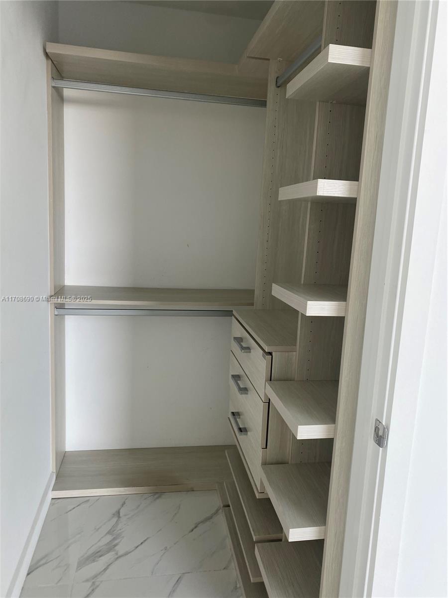 2900 NE 7th Ave #2401, Miami FL 33137