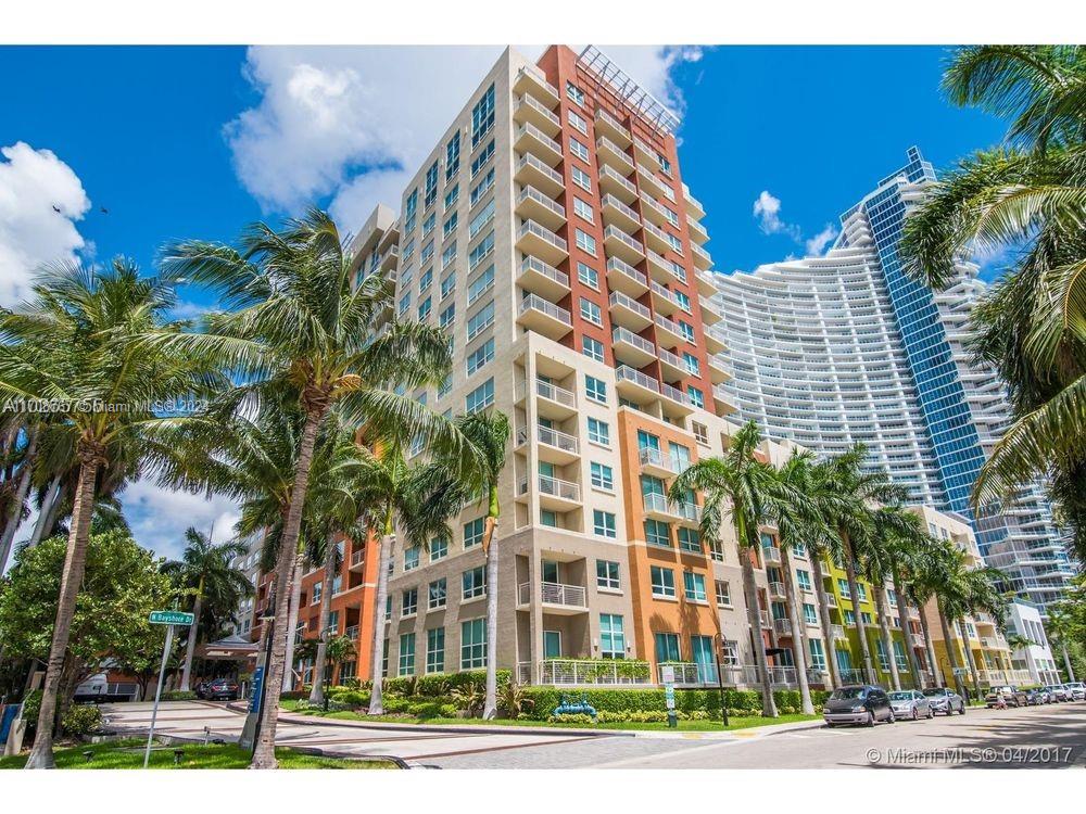 Beautiful 2/2 rental condo in the heart of Edgewater/Miami with beautiful bay views. Split-plan layout with 2 bright suite rooms. Tiled floors through out, Open kitchen to living and formal dining, washer/dryer, large walking closets, freshly painted. All amenities building includes gym, club room, business center, heated pool. Located across the street from Margaret Pace Park that offers Outdoor fitness, tennis, basketball & more. Just Walk to restaurants, banks, supermarkets for ultimate convenience. Comfortable living space but also an incredible lifestyle.. Pets are welcome!