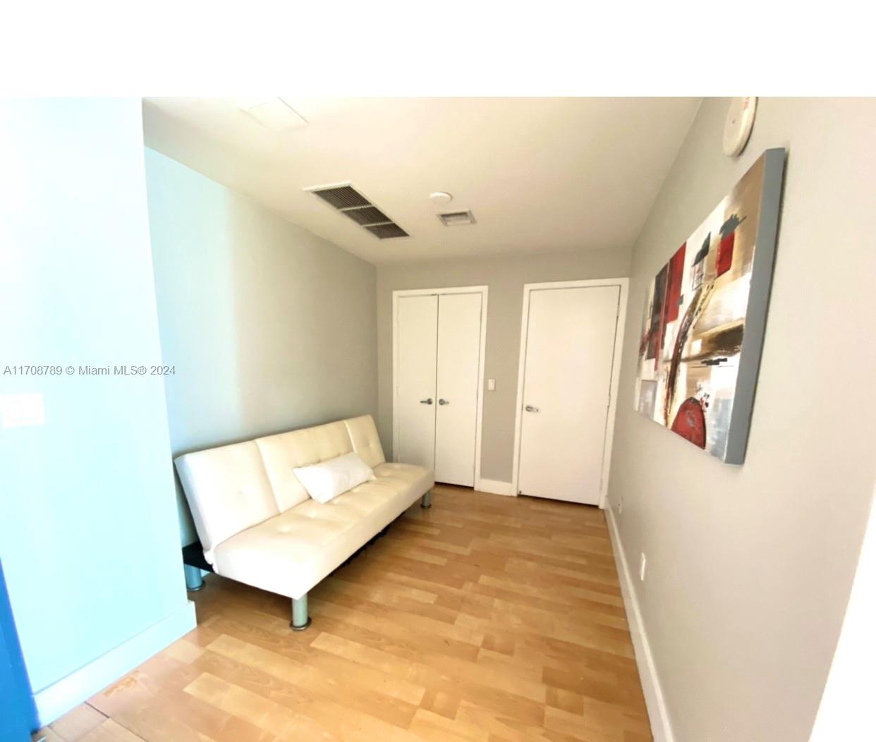 888 Biscayne Blvd #1603, Miami FL 33132