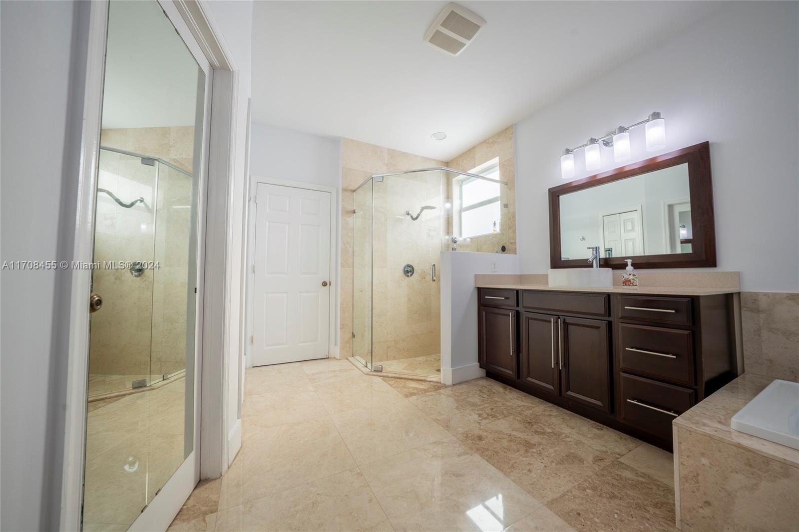 2526 Eagle Run Cir, Weston, Florida image 22