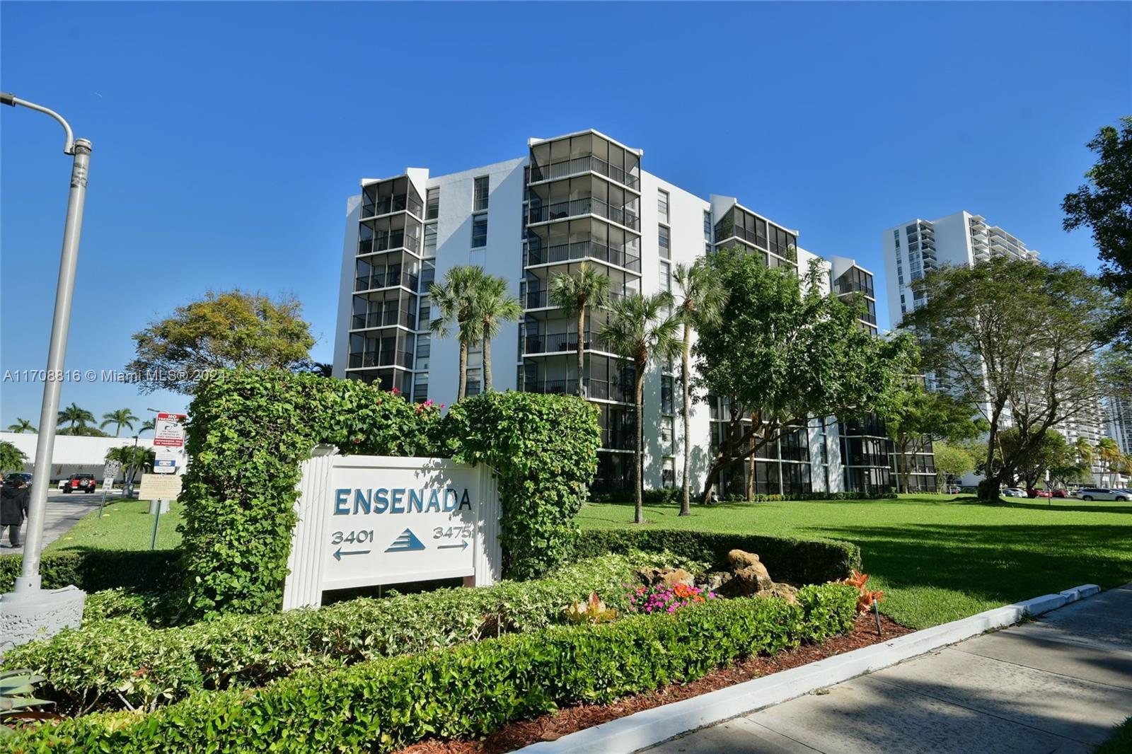 3475 N Country Club Dr #615, Aventura, Florida image 1