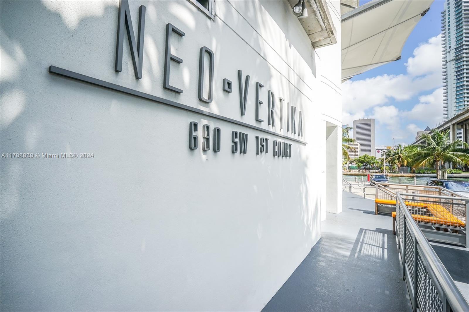 690 SW 1st Ct #2707, Miami FL 33130