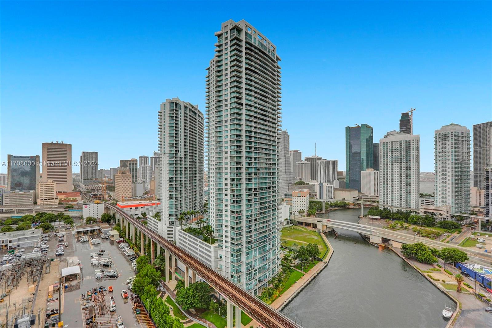 690 SW 1st Ct #2707, Miami FL 33130