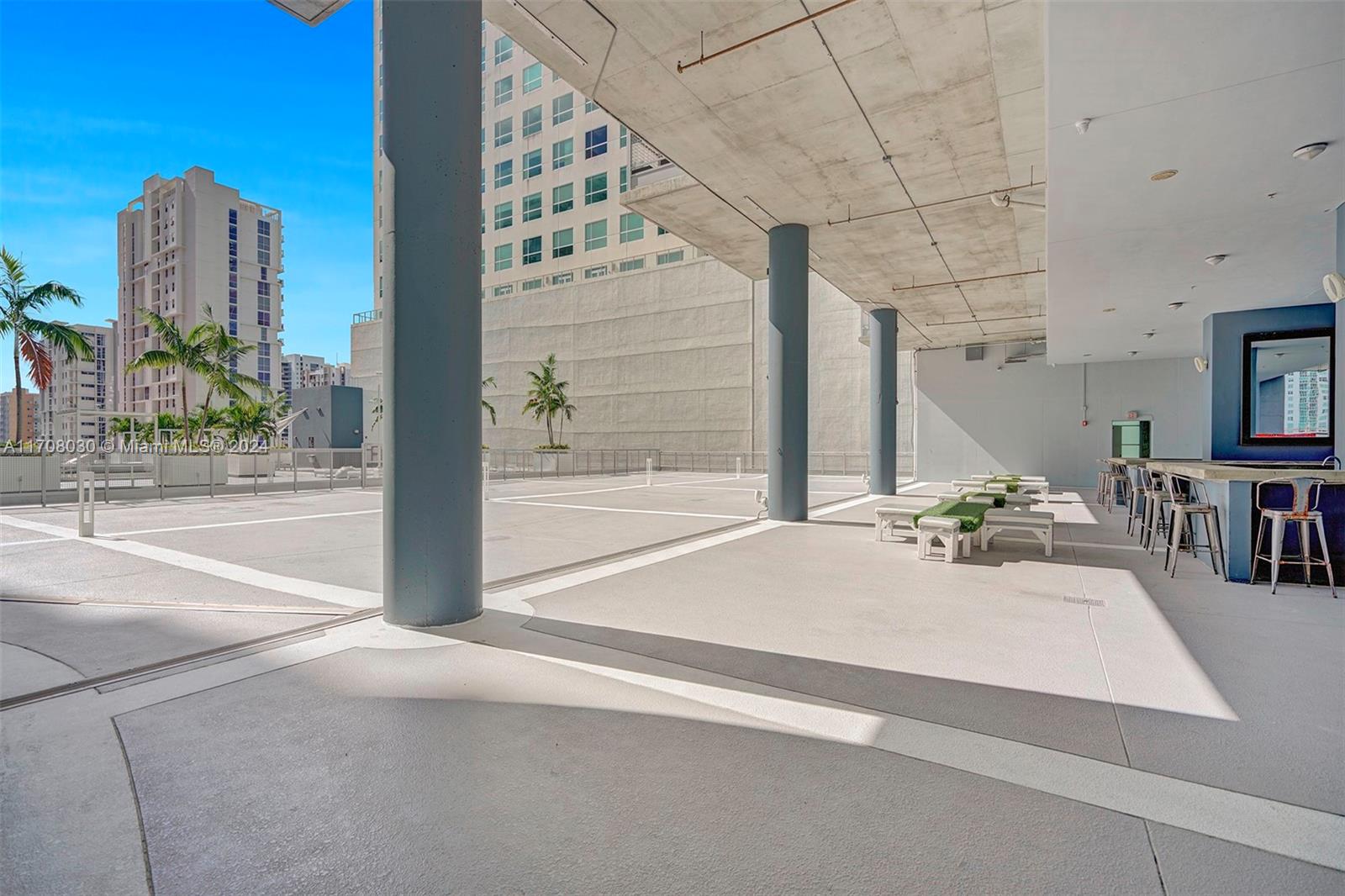 690 SW 1st Ct #2707, Miami FL 33130