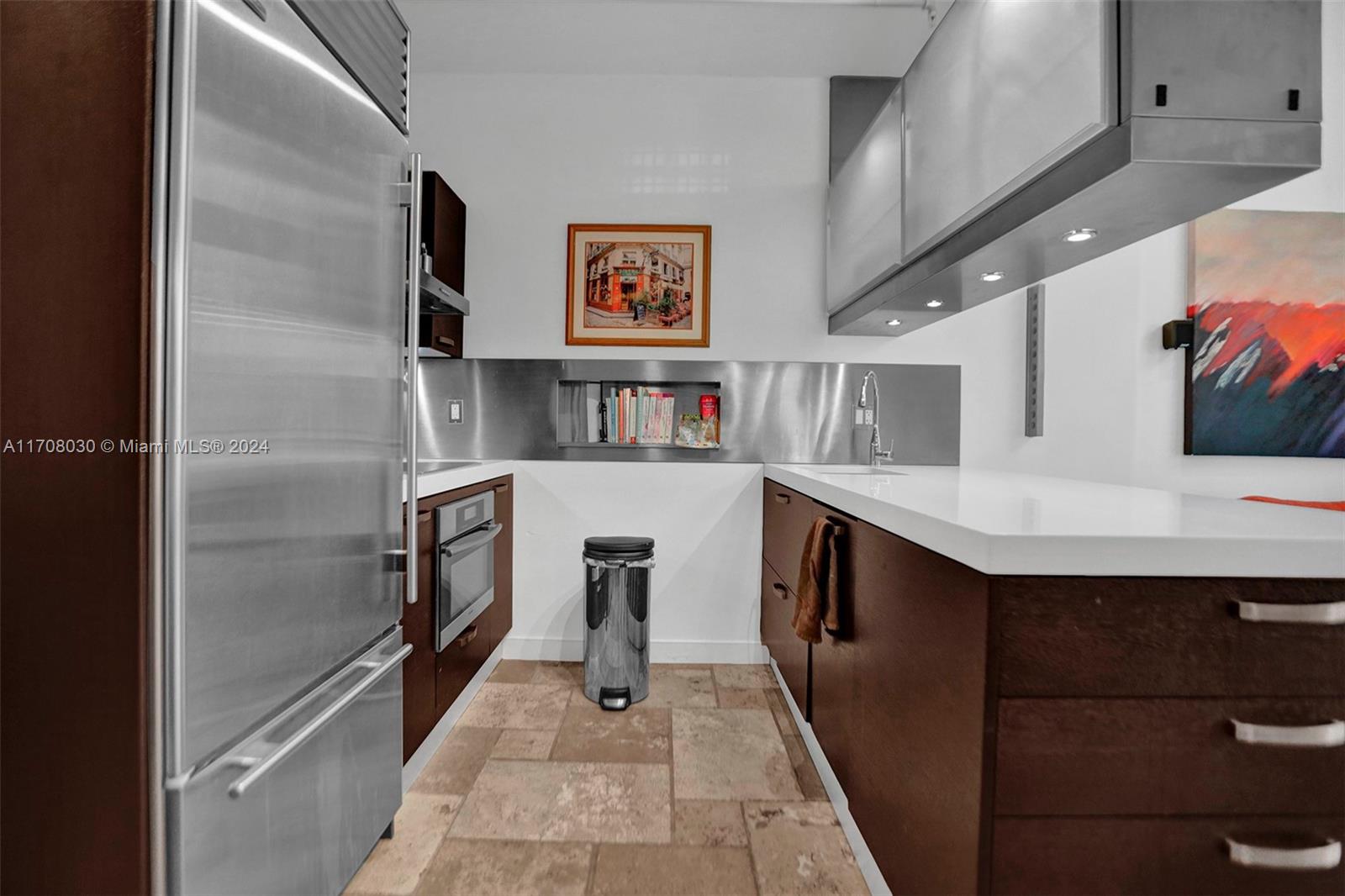 690 SW 1st Ct #2707, Miami FL 33130