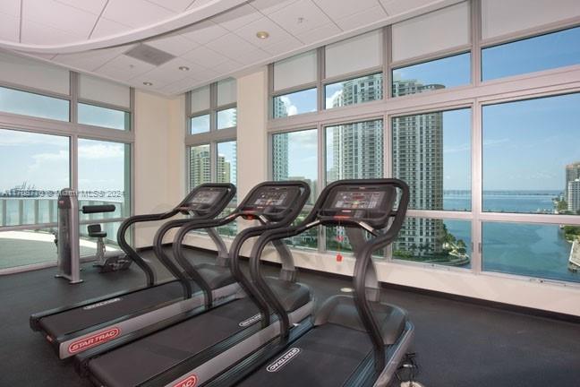 300 S Biscayne Blvd #L-804, Miami FL 33131