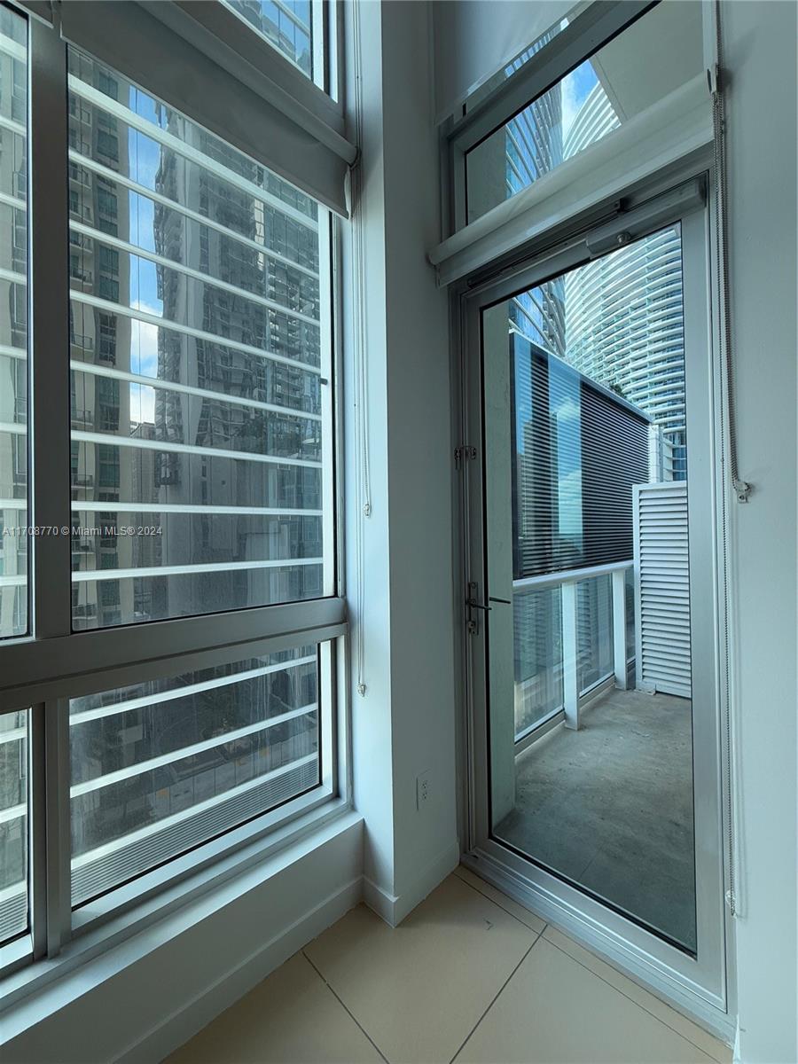 300 S Biscayne Blvd #L-804, Miami FL 33131