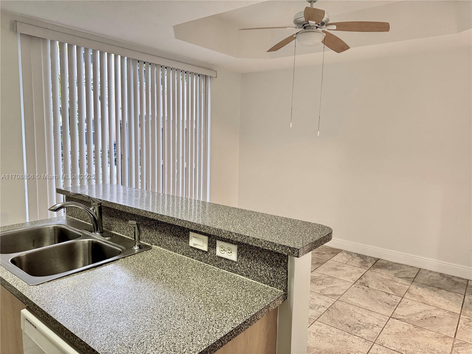 4975 N Tradewinds Ter #601, Dania Beach, Florida image 16