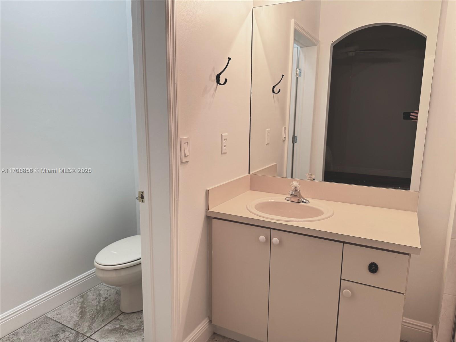 4975 N Tradewinds Ter #601, Dania Beach, Florida image 48