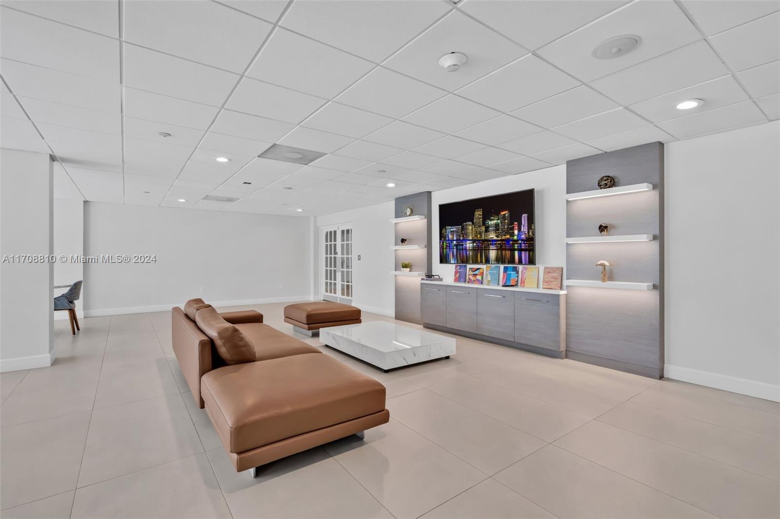 155 Ocean Lane Dr #302, Key Biscayne FL 33149
