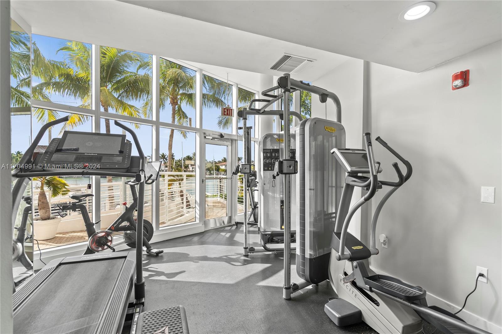 6580 Indian Creek Dr #406, Miami Beach, Florida image 38