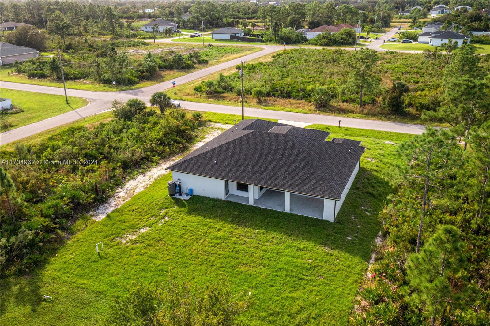 3002 30th St W, Lehigh Acres, Florida image 47