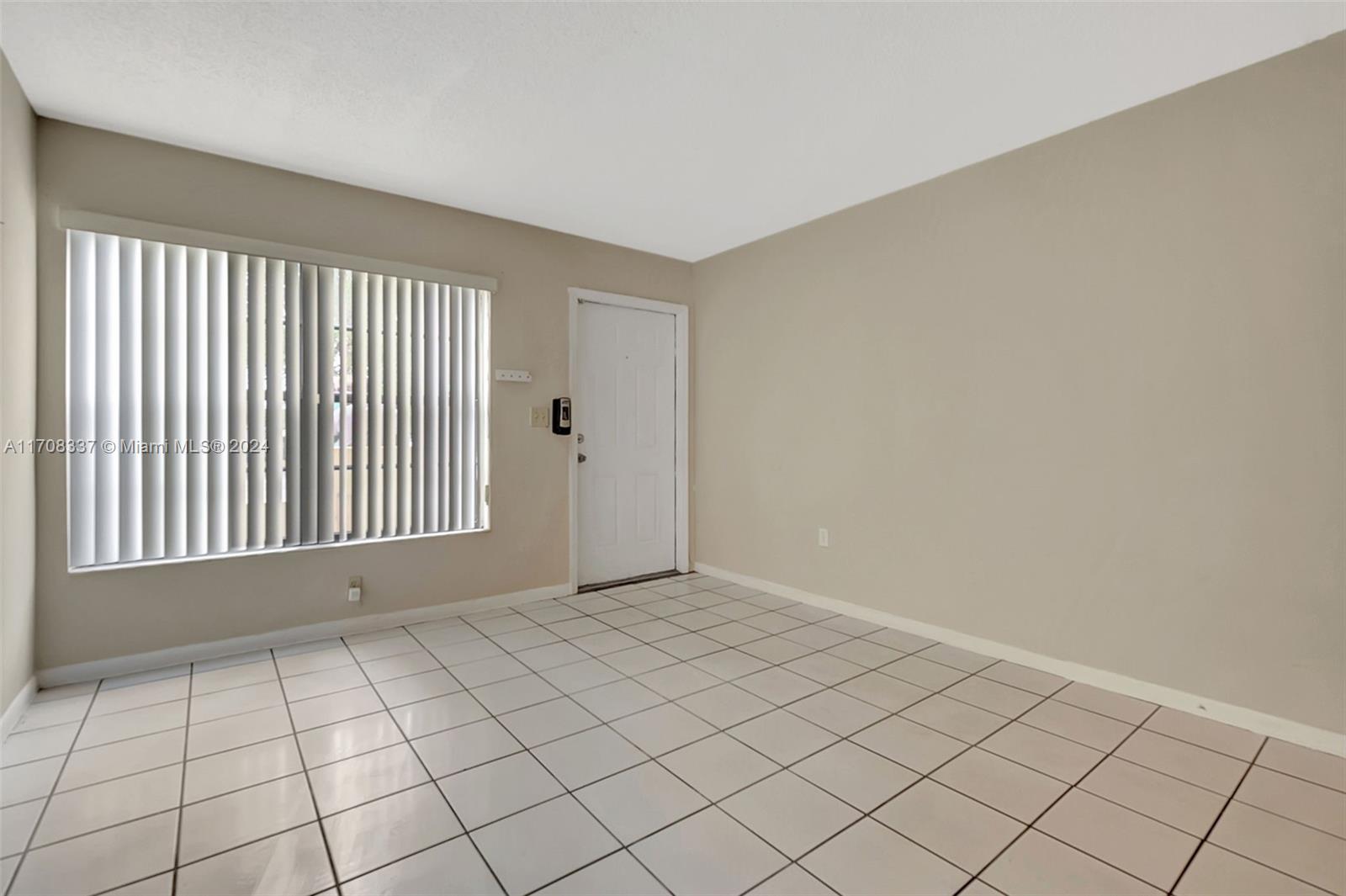 1604 NE 151st St #1604, North Miami Beach, Florida image 4