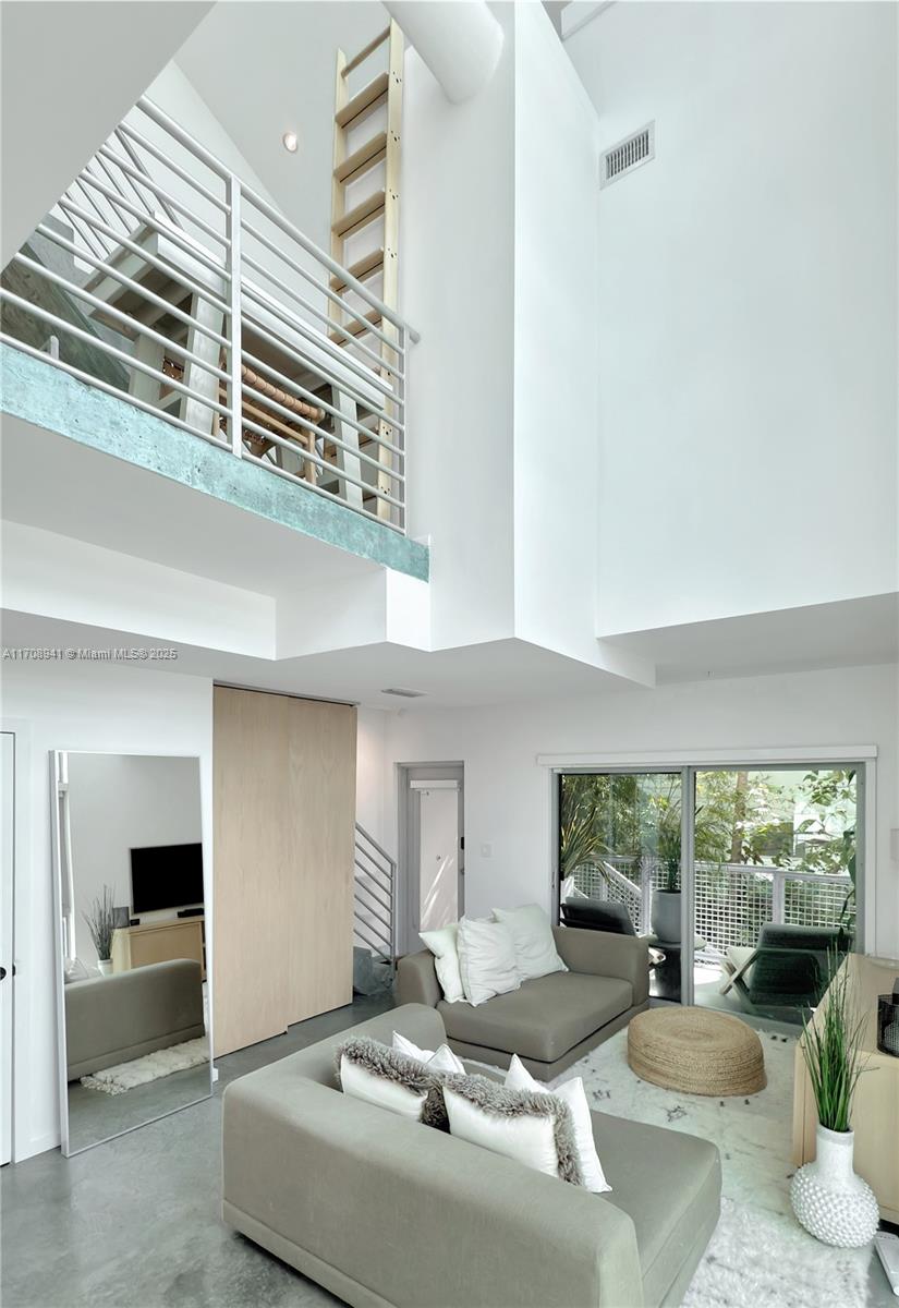 734 Michigan Ave Unit 7 and 6, Miami Beach, Florida 33139