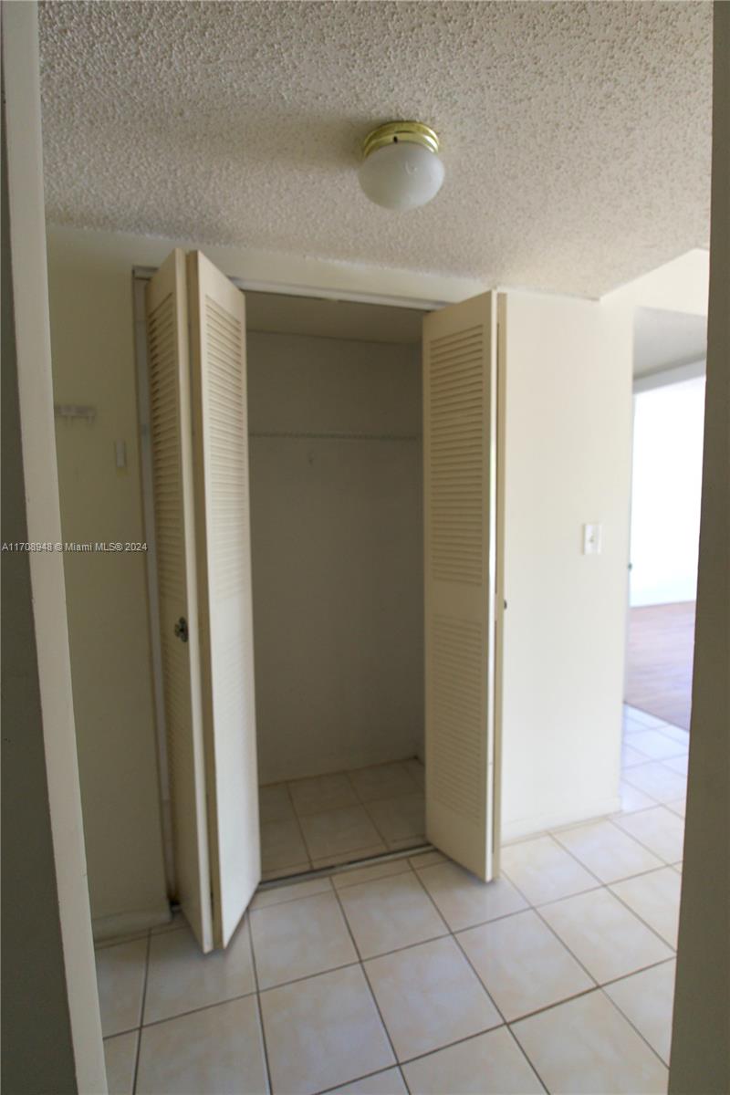 500 Executive Center Dr #2L, West Palm Beach, Florida image 18