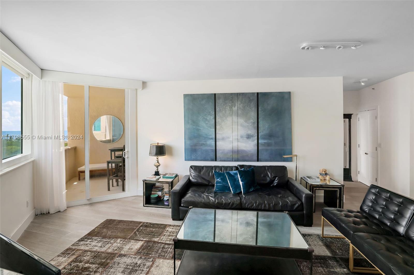 300 S Pointe Dr #809, Miami Beach, Florida image 3