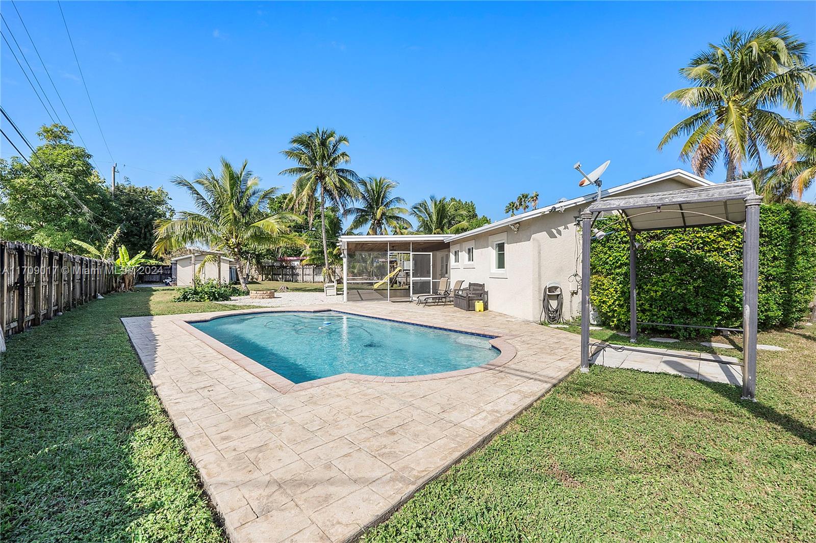 2213 E Hogan Hollow Rd, Margate, Florida image 18