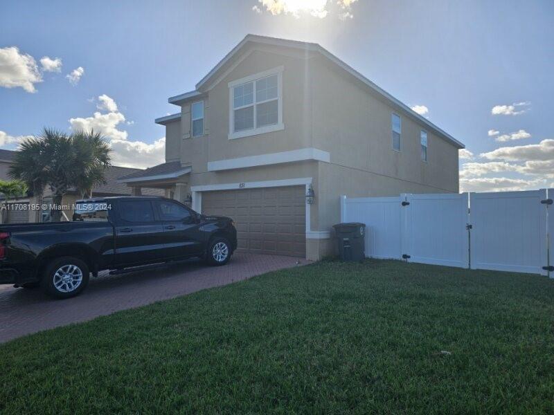 831 Bent Creek Dr, Fort Pierce, Florida image 2