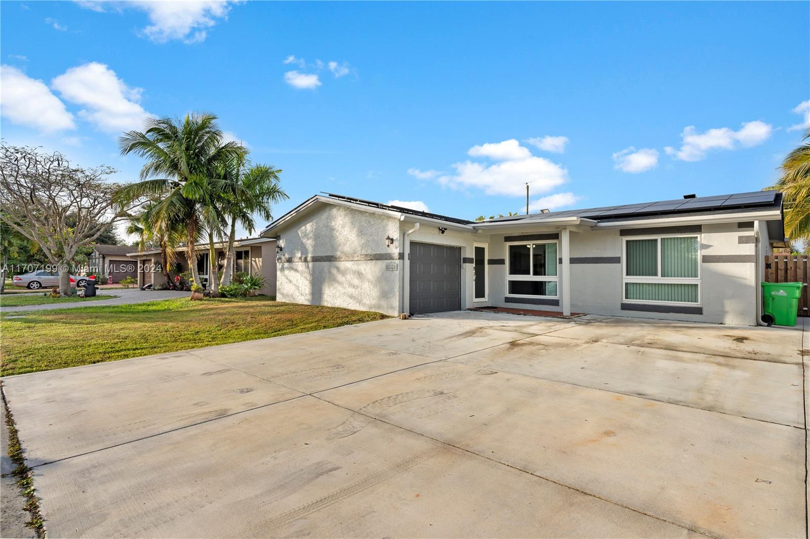 12321 NW 29th St, Sunrise, Florida image 3