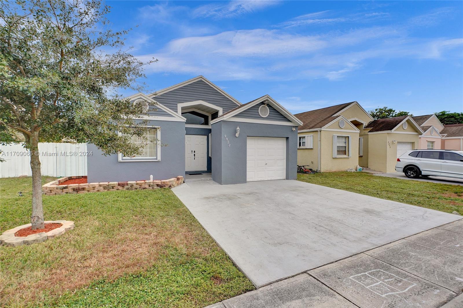 9932 W Elm Ln, Miramar, Florida image 6