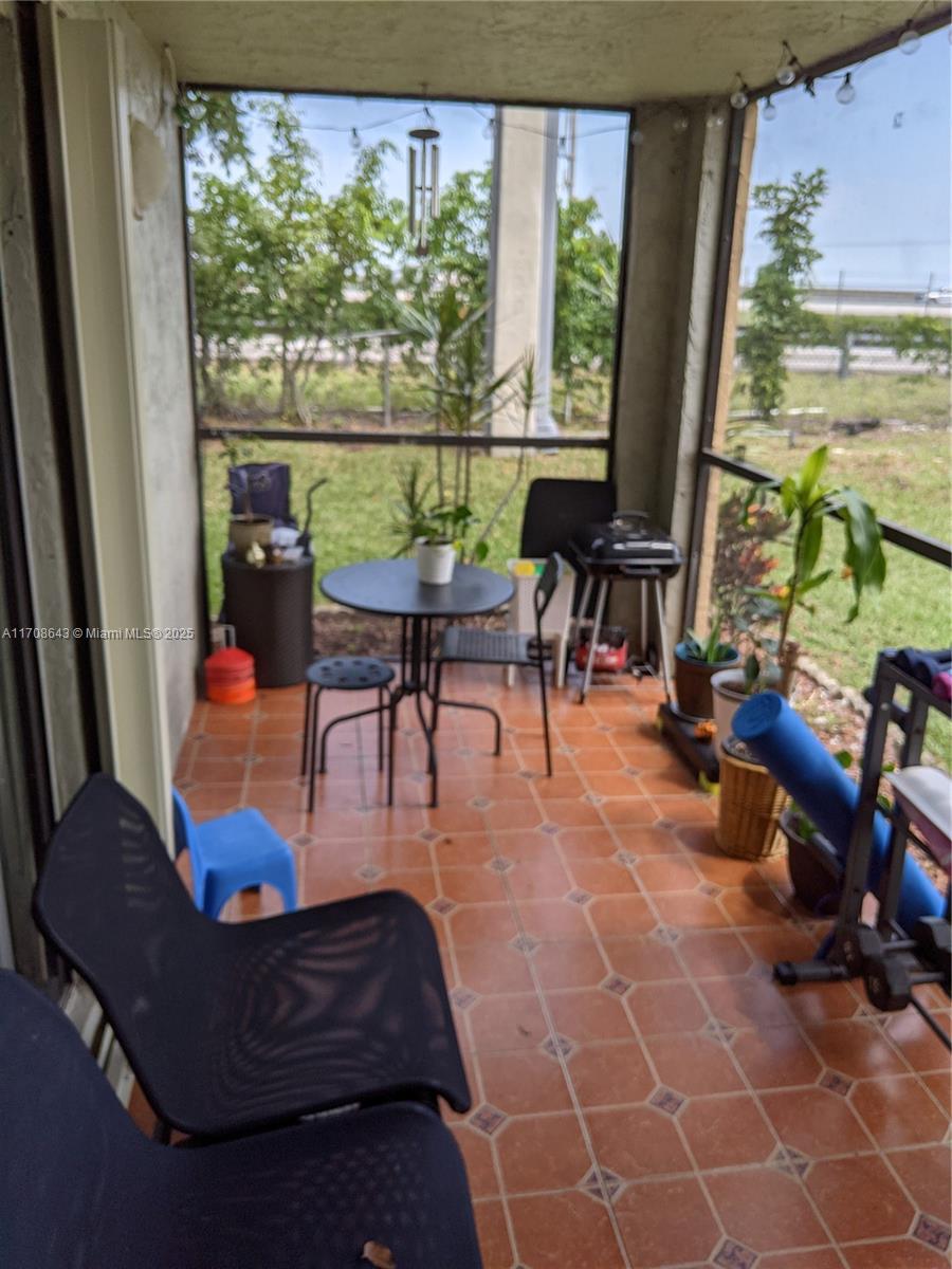 153 NW Lakeview Dr #101, Weston, Florida image 21