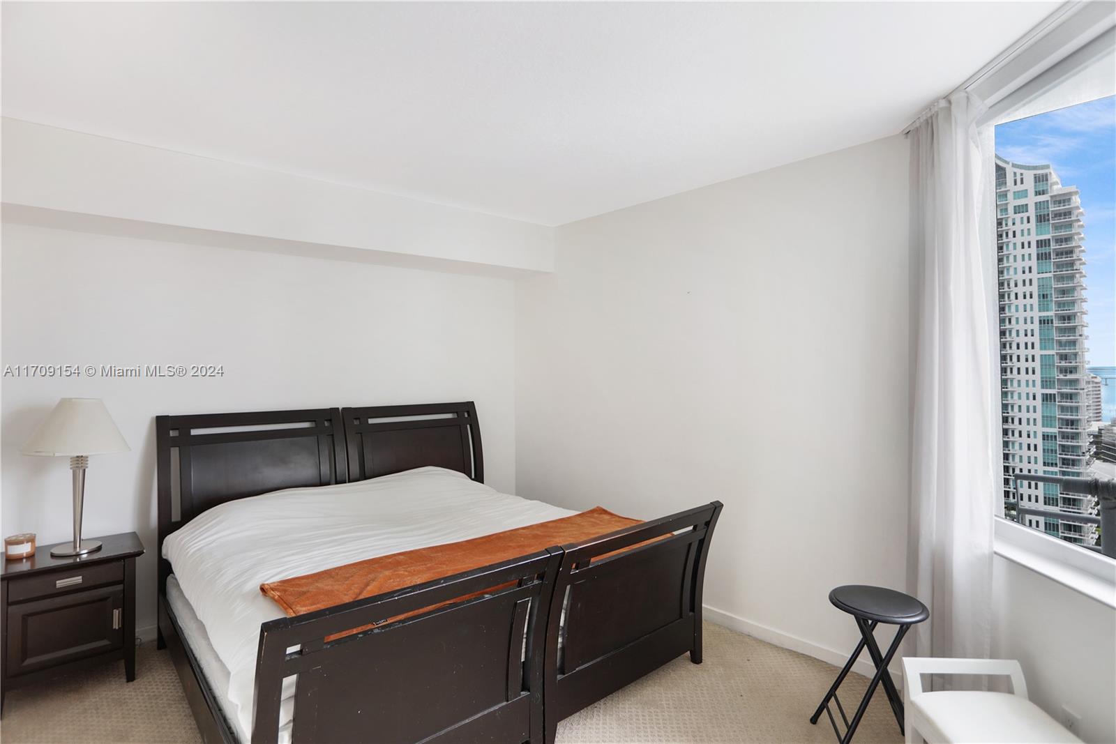 325 S Biscayne Blvd #2819, Miami FL 33131