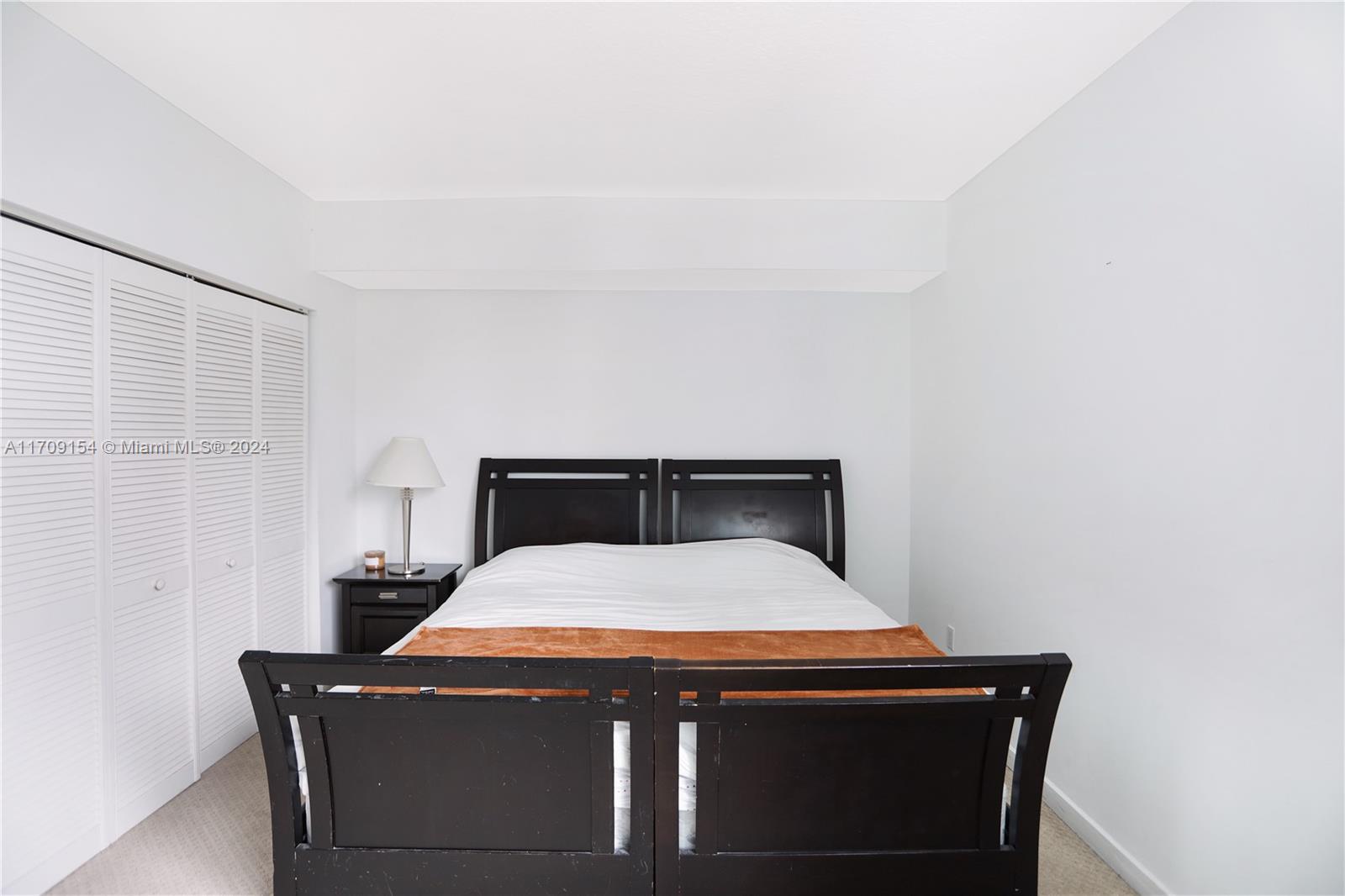 325 S Biscayne Blvd #2819, Miami FL 33131
