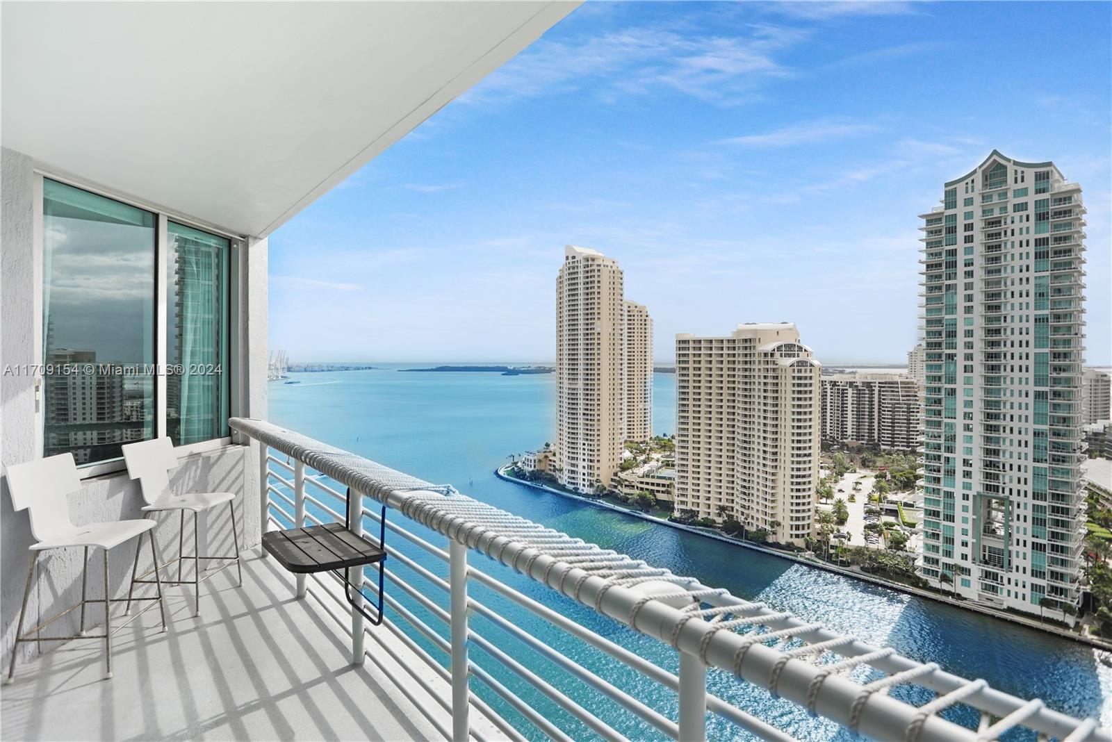 325 S Biscayne Blvd #2819, Miami FL 33131