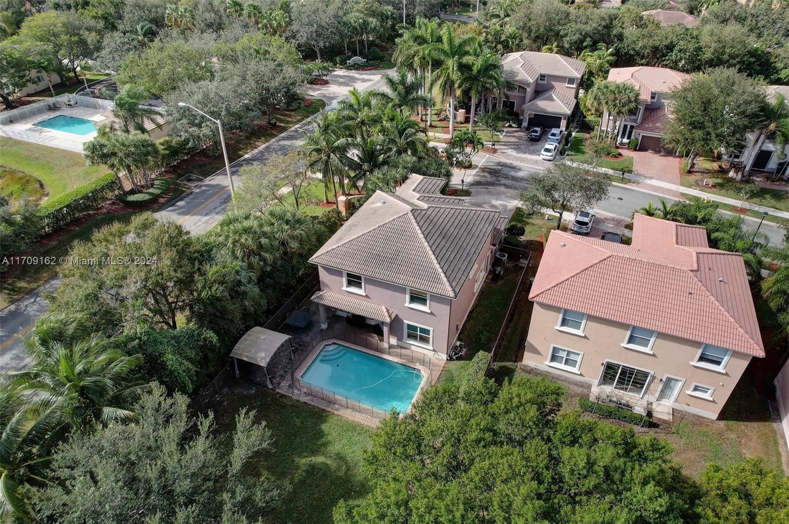 4902 Cypress Way, Coconut Creek, Florida image 7