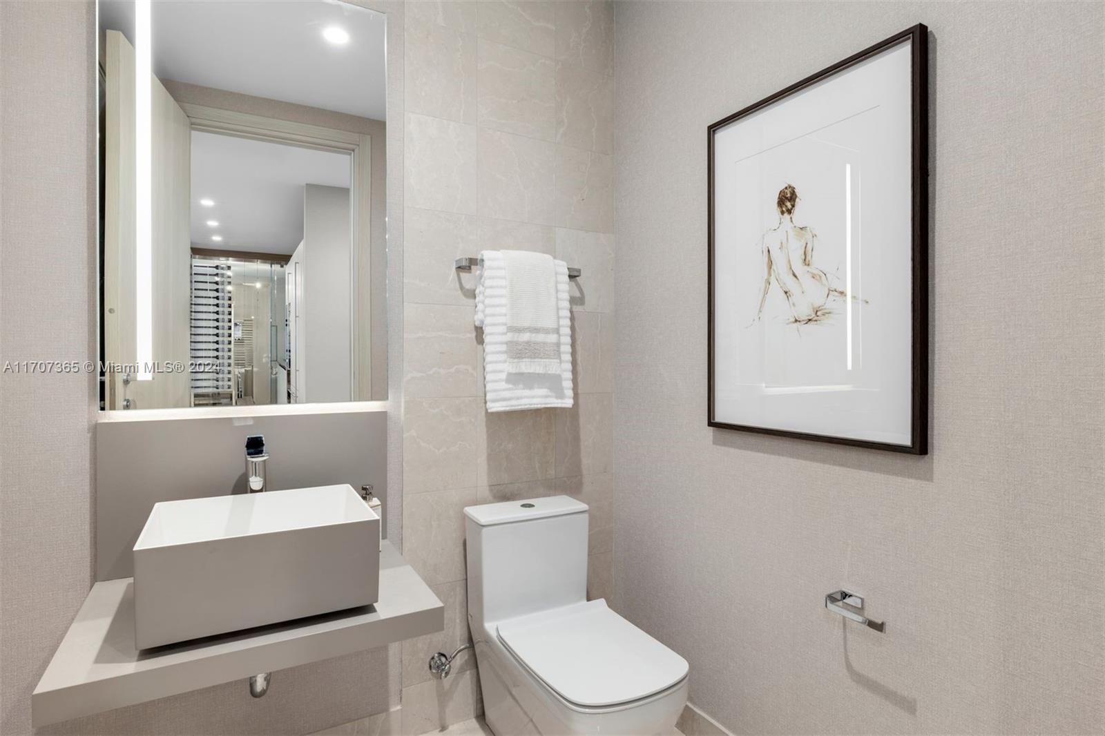 1000 Brickell Plz #PH5003, Miami FL 33131