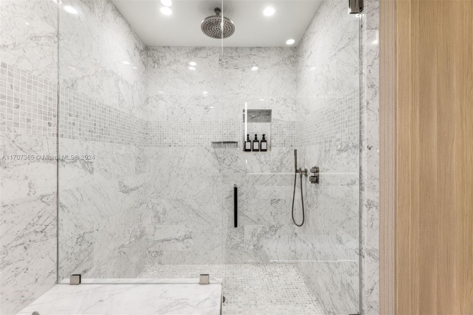 1000 Brickell Plz #PH5003, Miami FL 33131